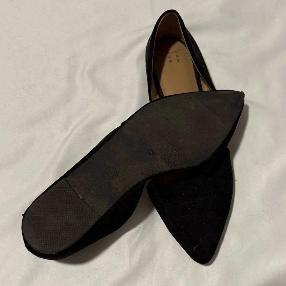 A New Day Black Flats Timeless Minimalist Design - Picture 2 of 3